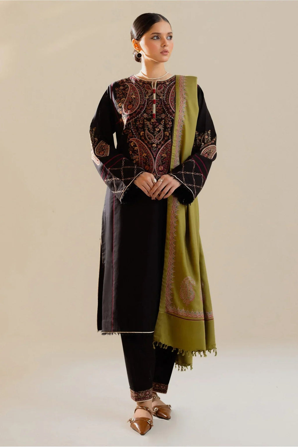 ZARA SHAH JAHAN - 3PC DHANAK EMBROIDERED SHIRT WITH PRINTED SHAWL AND TROUSER