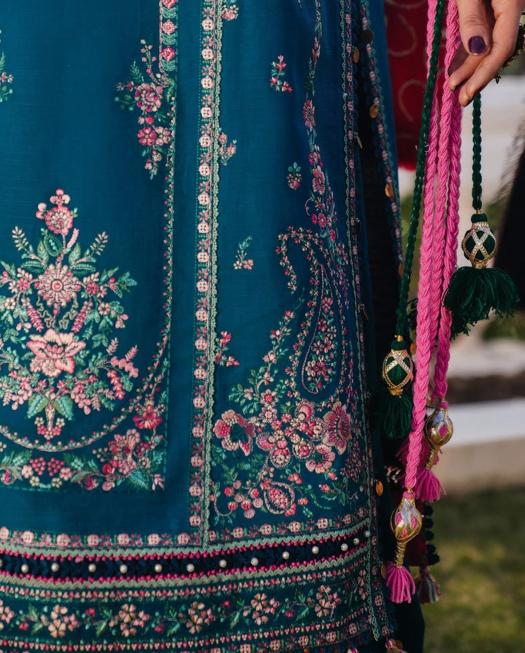 Hussain Rehar Unstitched Dhanak 3PC With Printed Shawl