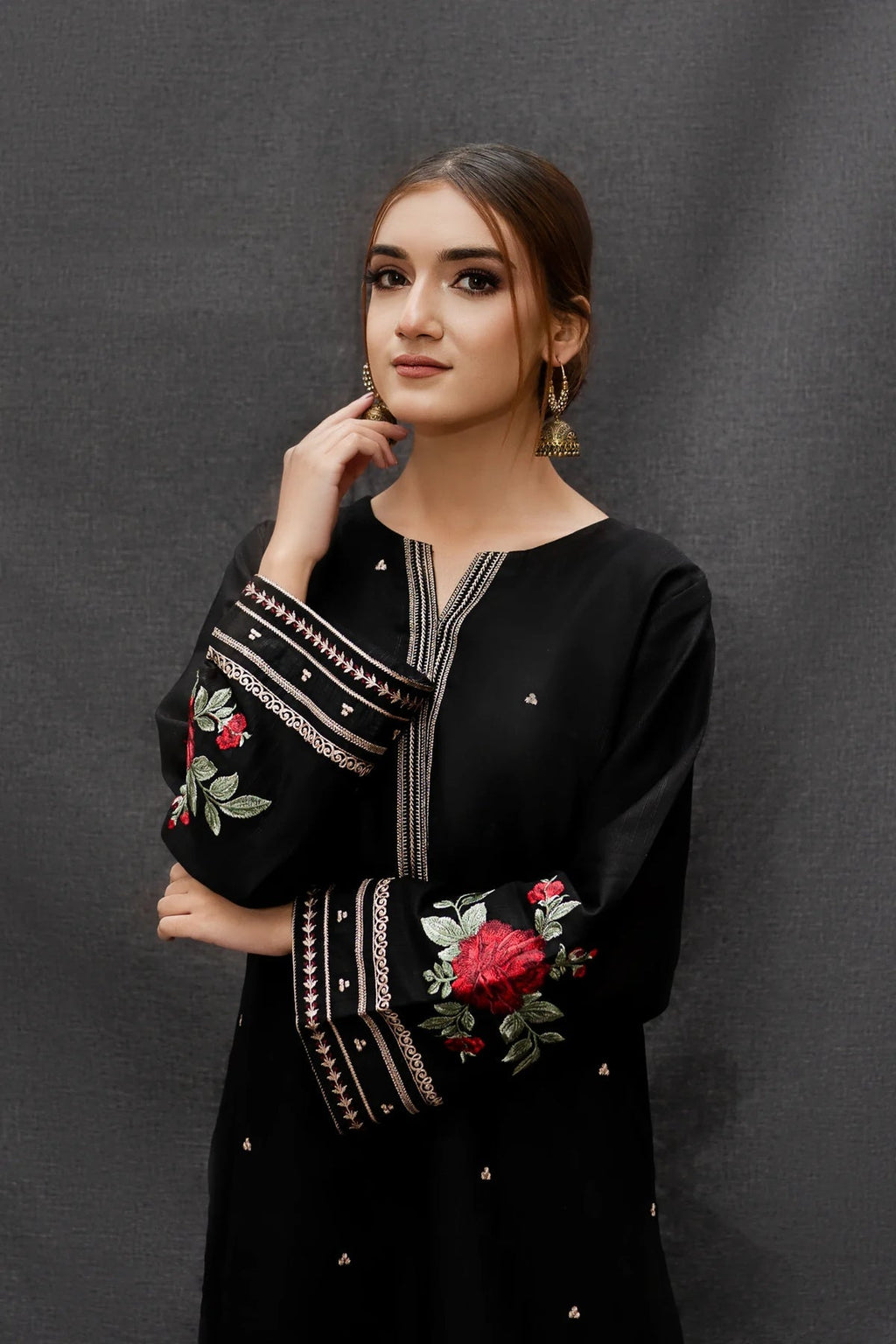 URGE-3PC DHANAK EMBROIDERED SHIRT WITH COUTRAI PRINTED SHAWL AND EMB TROUSER (SYT-211)