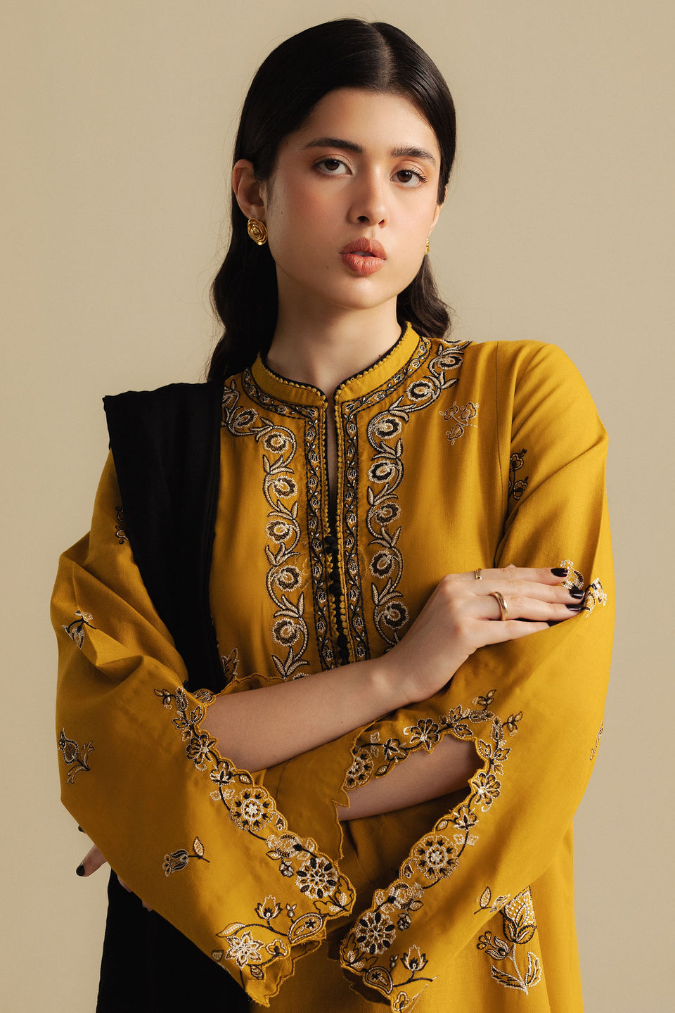 COCO BY ZARA SHAHJAHAN LUXURY UNSTITCHED WINTER DHANAK EMBROIDERED 3PC WITH WOOL PRINTED SHAWL (SYT-217)