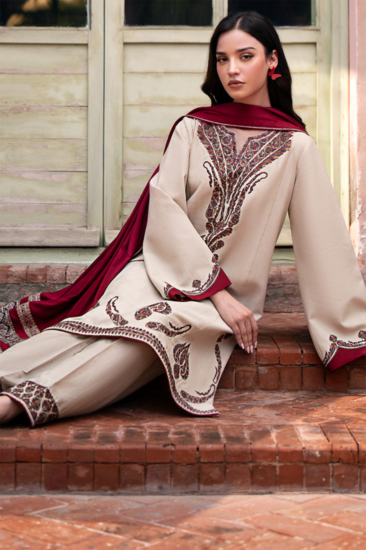 JAZMIN EMBROIDERED DHANAK 3PC WITH WHOOL SHAWAL (UNSTITCHED)