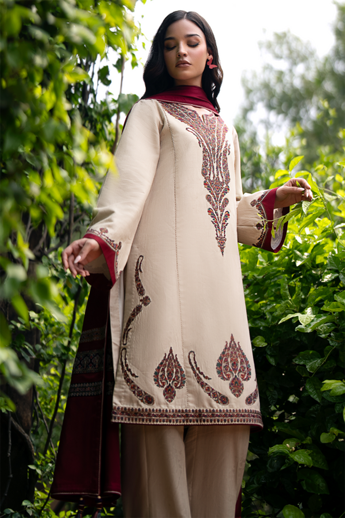 JAZMIN EMBROIDERED DHANAK 3PC WITH WHOOL SHAWAL (UNSTITCHED)