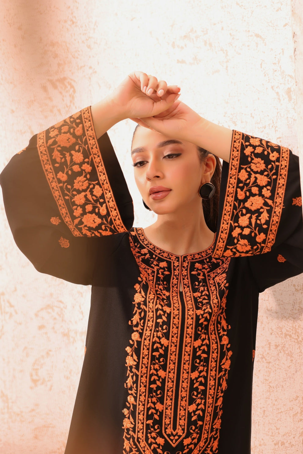 UMZAY UNSTITCHED WINTER DHANAK EMBROIDERED 2PC