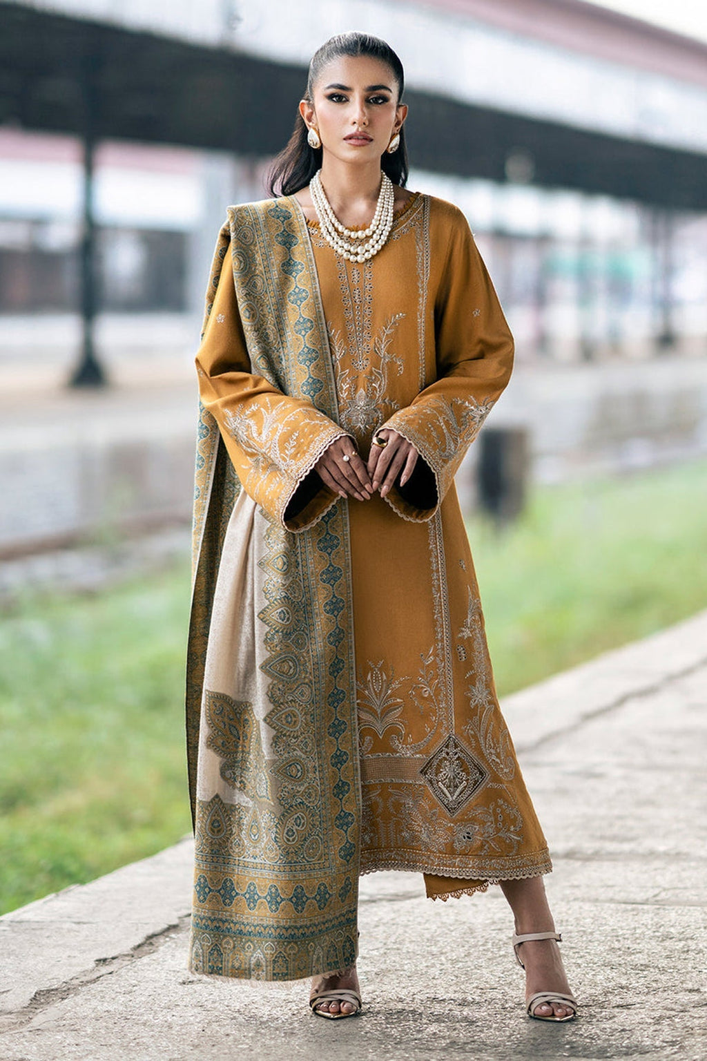 IZEL-3PC DHANAK EMBROIDERED SHIRT WITH COUTRAI PRINTED SHAWL & TROUSER (SYT-126)