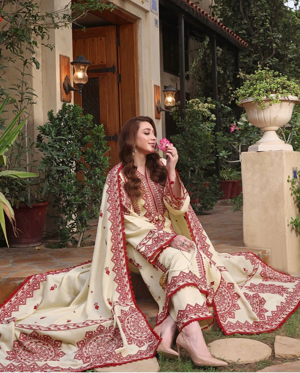 ANEELA’S UNSTITCHED WINTER DHANAK EMBROIDERED 3PC WITH DHANAK EMBROIDERED SHAWL (SYT-134)