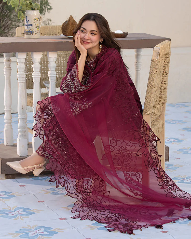 QALAMQAR-3PC DHANAK EMBROIDERED SHIRT WITH ORGANZA EMBROIDERED DUPATTA AND EMB TROUSER (SYT-144)