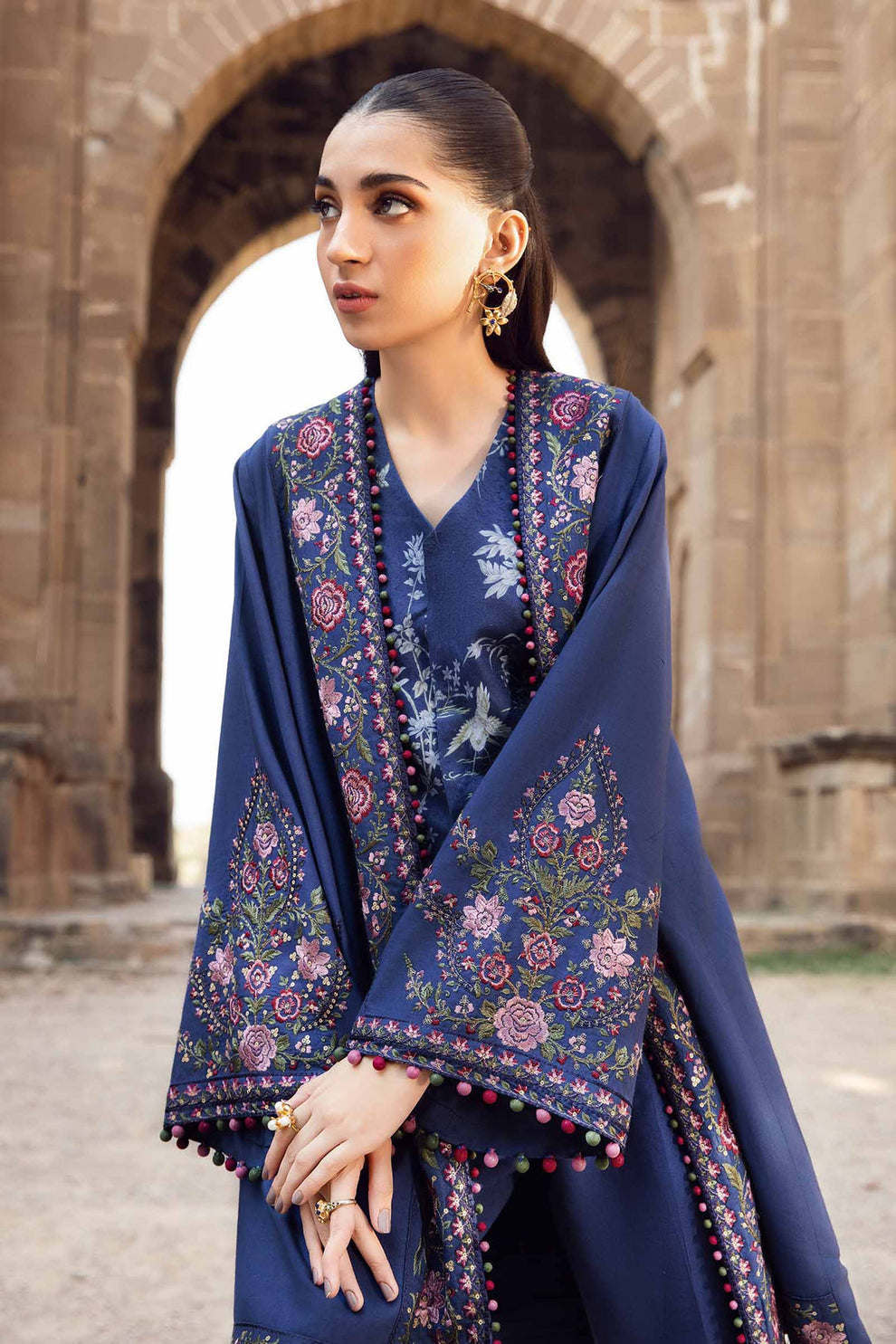 MARIA B - UNSTITCHED WINTER DHANAK EMBROIDERED 3PC WITH PRINTED PASHMINA SHAWL (SYT-146)