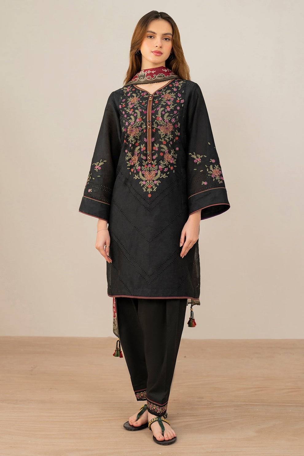 JAZMIN WINTER - UNSTITCHED DHANAK EMBROIDERED 3PC WITH COTRAI PRINTED SHAWL (SYT-147)