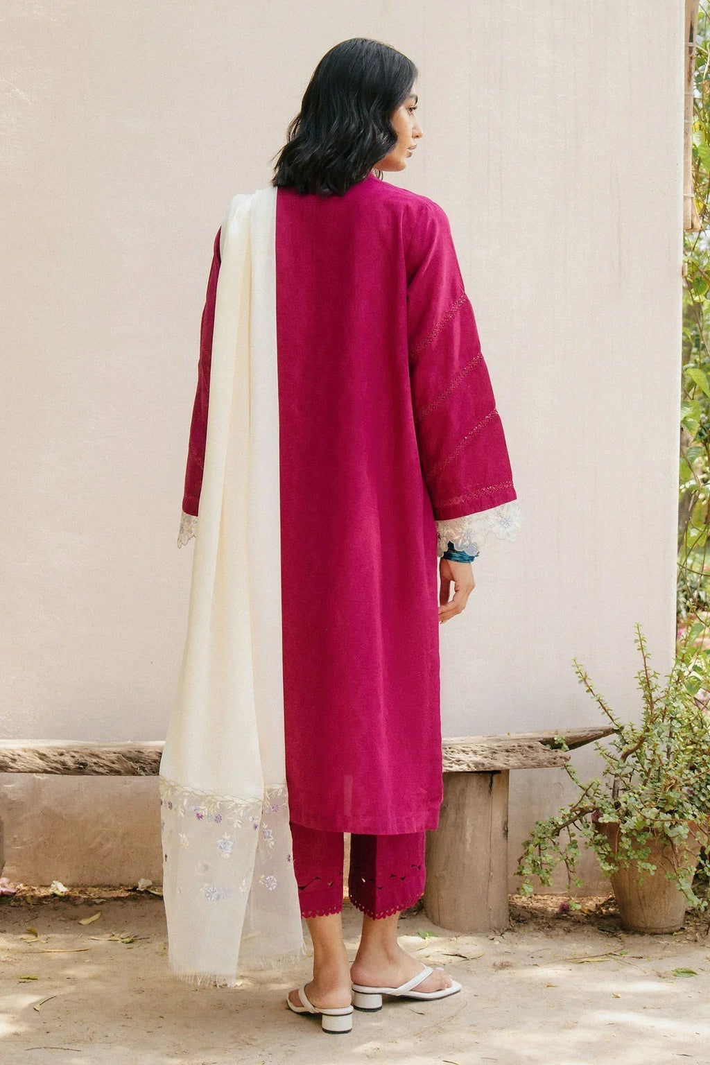 ZARA SHAHJAHAN-3PC DHANAK EMBROIDERED SHIRT WITH COTTON NET EMBROIDERED DUPATTA AND TROUSER (SYT-151)