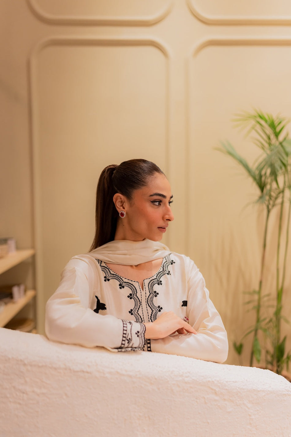 MIRANA-3PC DHANAK EMBROIDERED SHIRT WITH BAMBER TYE&DYE CHIFFON DUPATTA AND TROUSER (SYT-154)