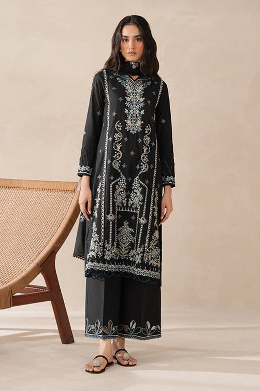 BEECHTREE-3PC KARANDI EMBROIDERED SHIRT WITH KHADDI NET EMBROIDERED DUPATTA AND EMB TROUSER (SYT-159)