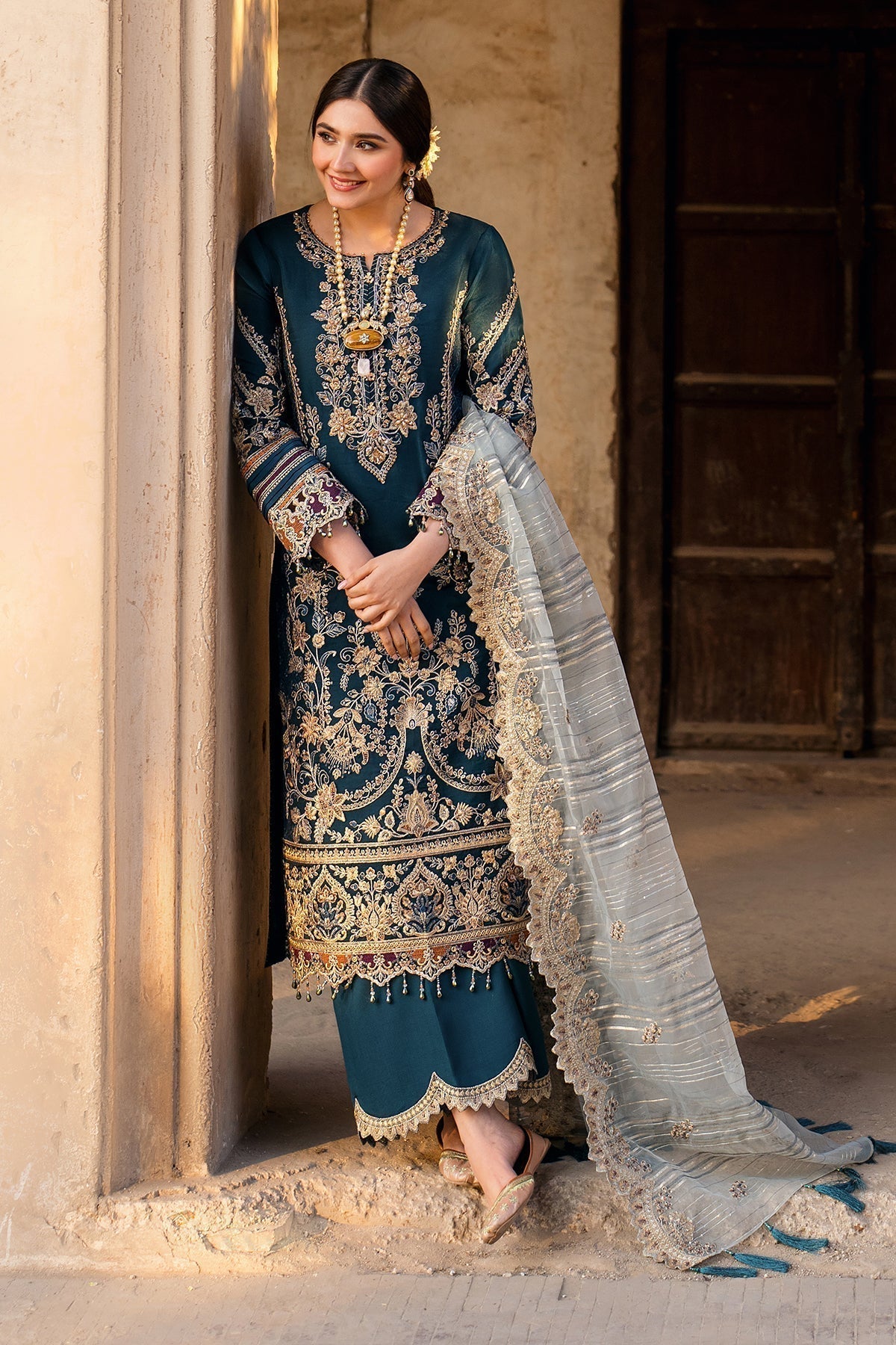 BATIK-3PC DHANAK HEAVY EMBROIDERED SHIRT WITH COTTON NET EMBROIDERED DUPATTA AND EMB TROUSER (SYT-162)