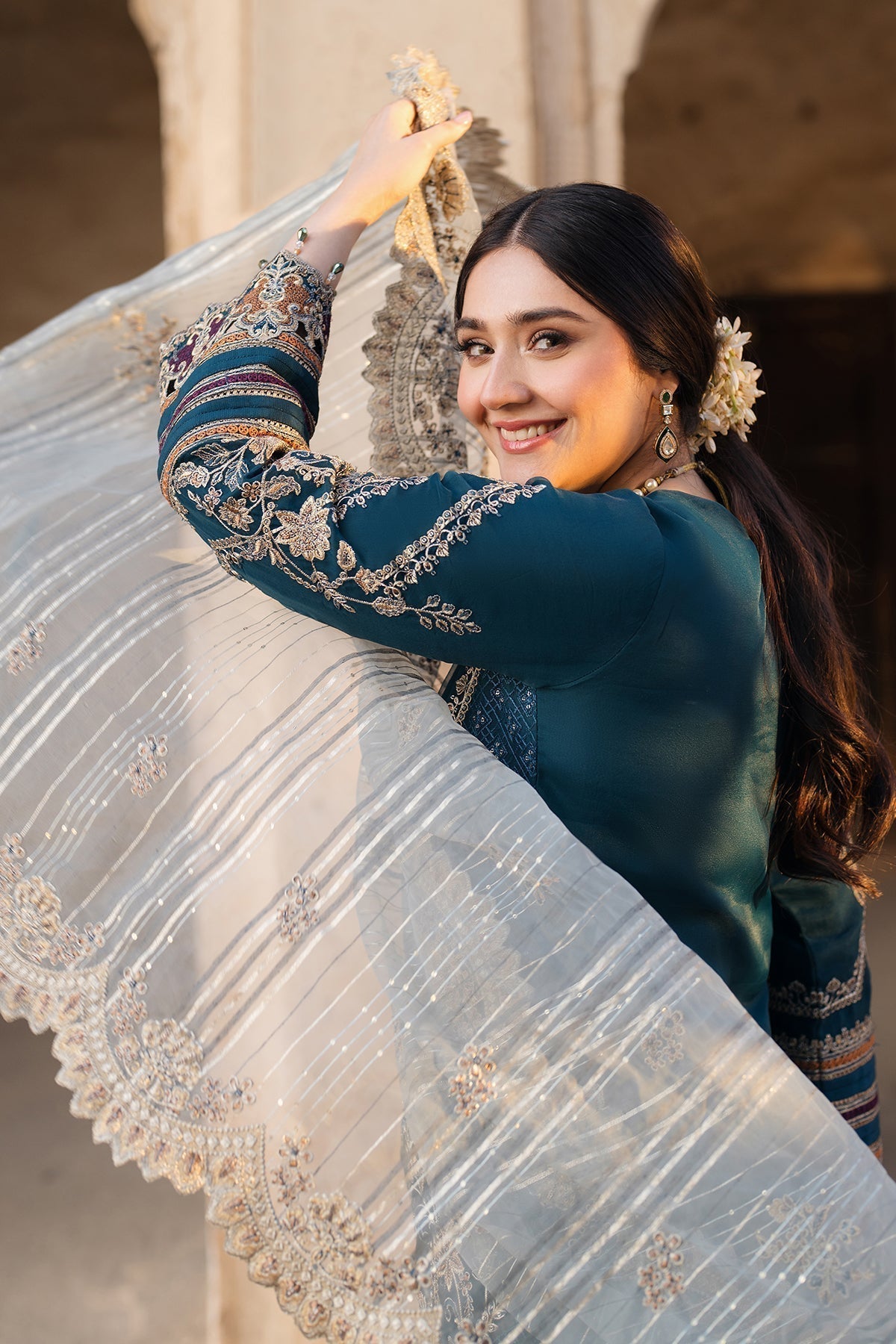 BATIK-3PC DHANAK HEAVY EMBROIDERED SHIRT WITH COTTON NET EMBROIDERED DUPATTA AND EMB TROUSER (SYT-162)