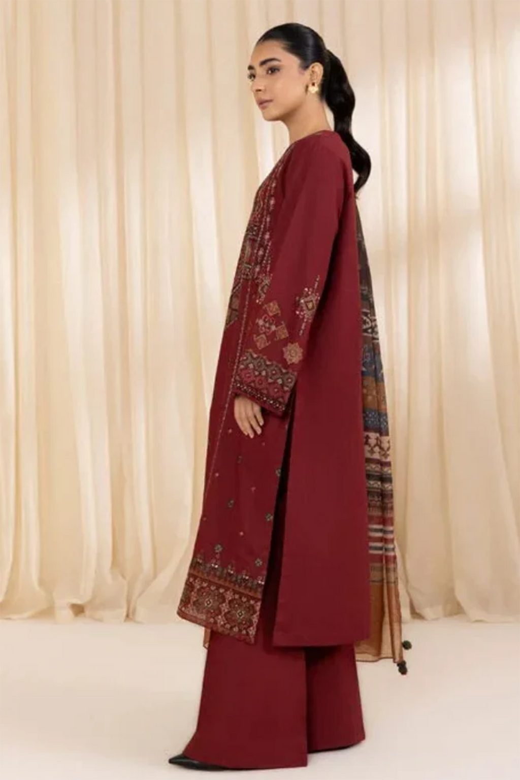 Sapphire - 3PC Unstitched Dhanak Embroidered Front with Digital Printed Shawl and Plain Trouser (SYT-166)