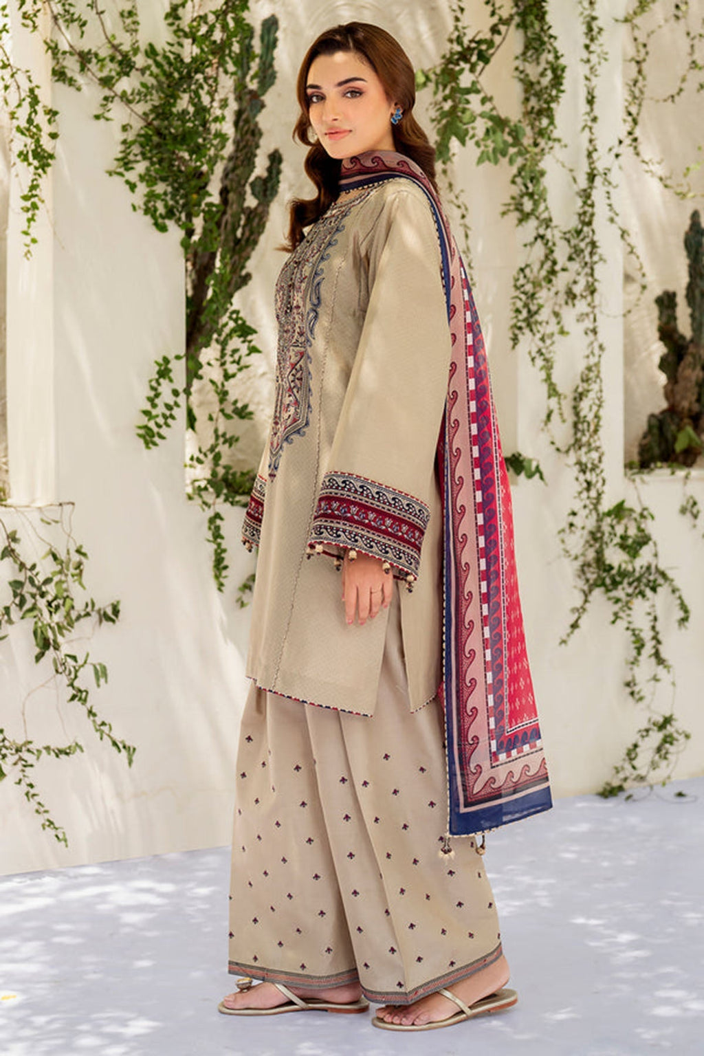 JAZMIN - UNSTITCHED 3PC EMBROIDERED DHANAK SUIT WITH PRINTED COTRAI WOOL SHAWAL (SYT-167)