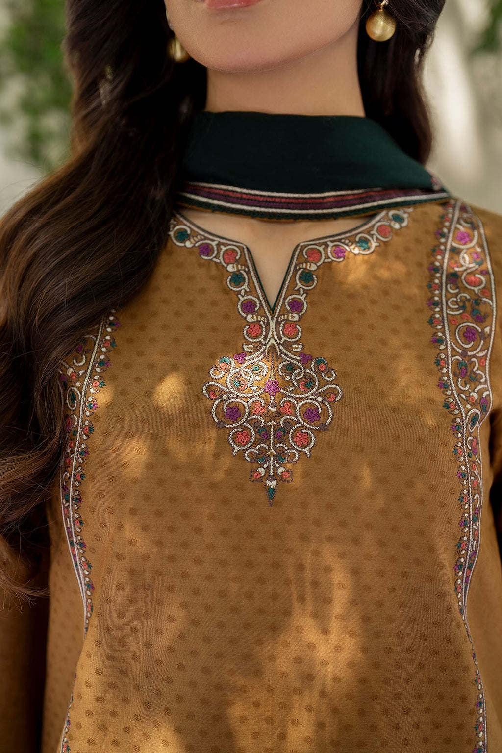 JAZMIN - UNSTITCHED 3PC EMBROIDERED DHANAK SUIT WITH PRINTED COTRAI WOOL SHAWAL (SYT-168)