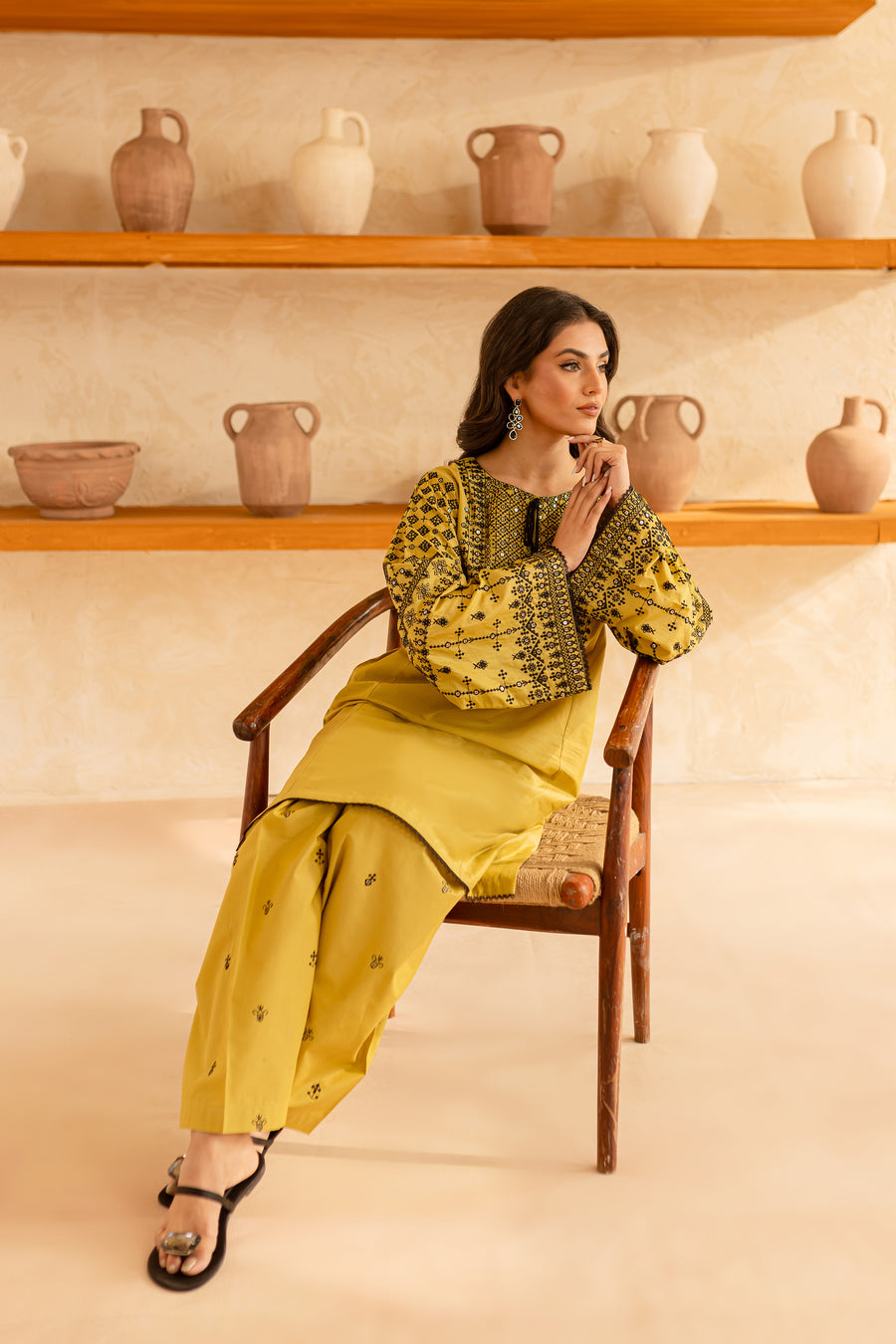 BATIK - Unstitched Luxury Dhanak Embroidered 2PC Suit (SYT-170)