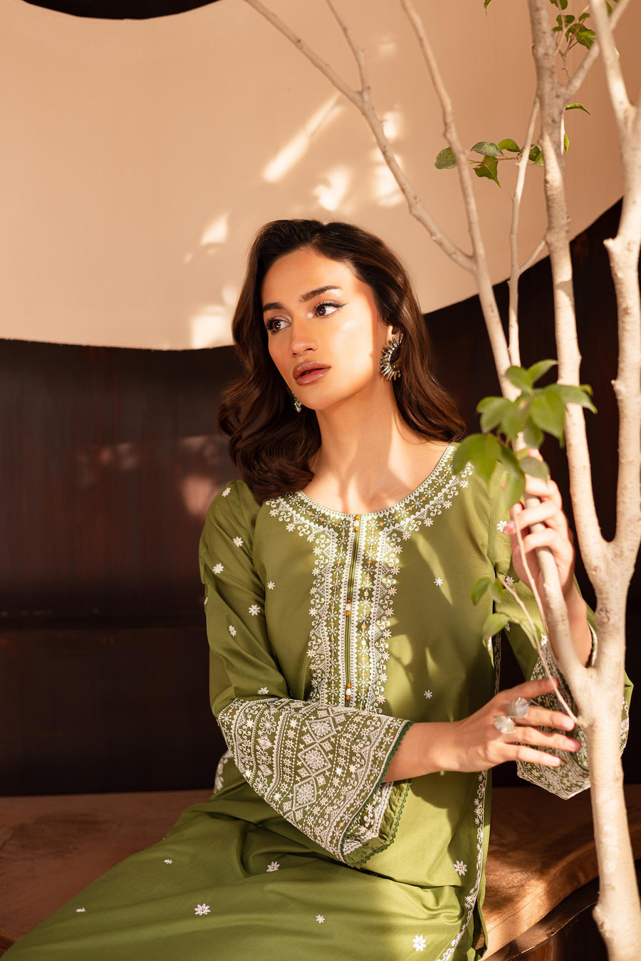 BATIK - Unstitched Luxury Dhanak Embroidered 2PC Suit (SYT-173)