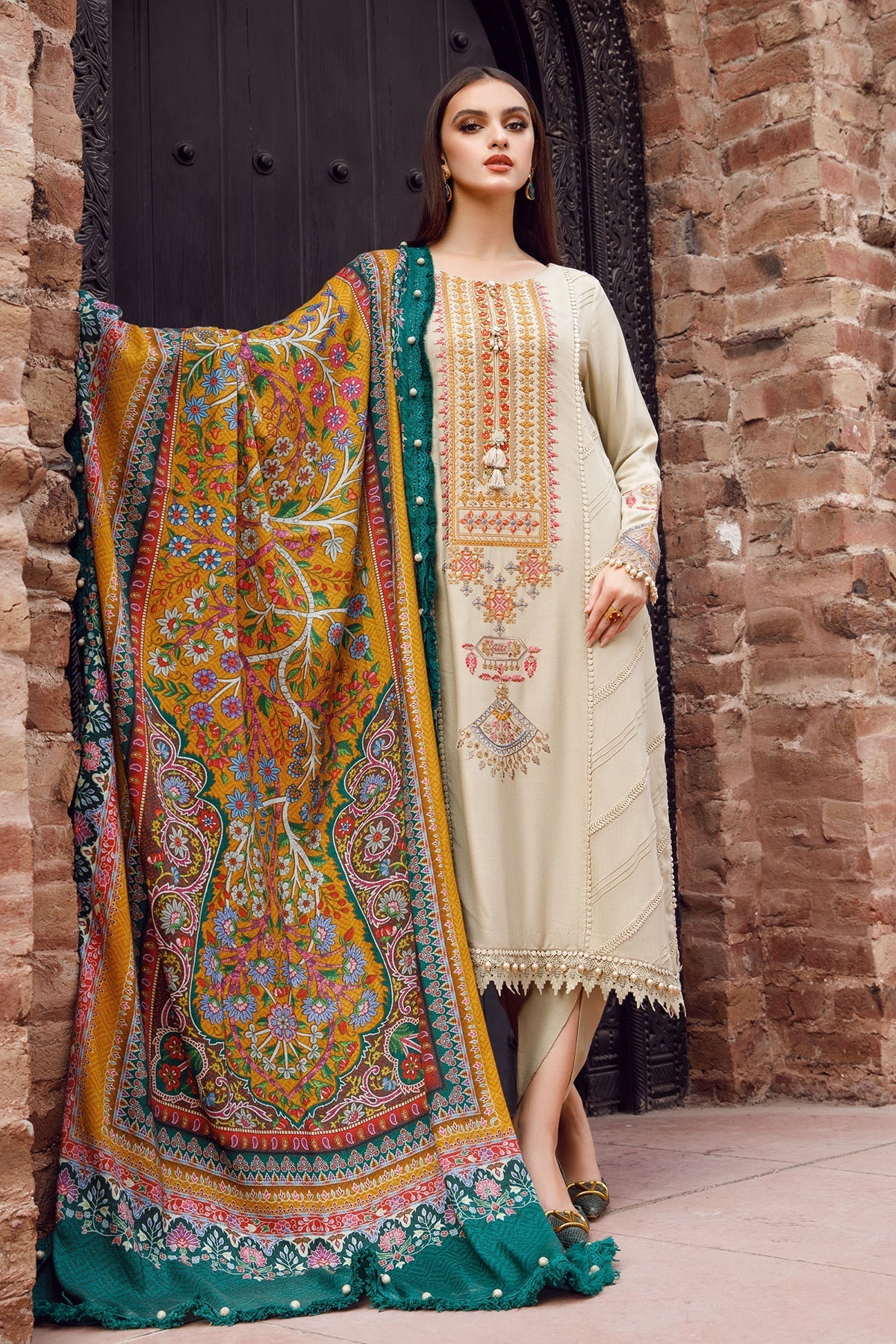 Maria B - 3PC Fully Embroidered Dhanak with Wool Shawl (SYT-184)
