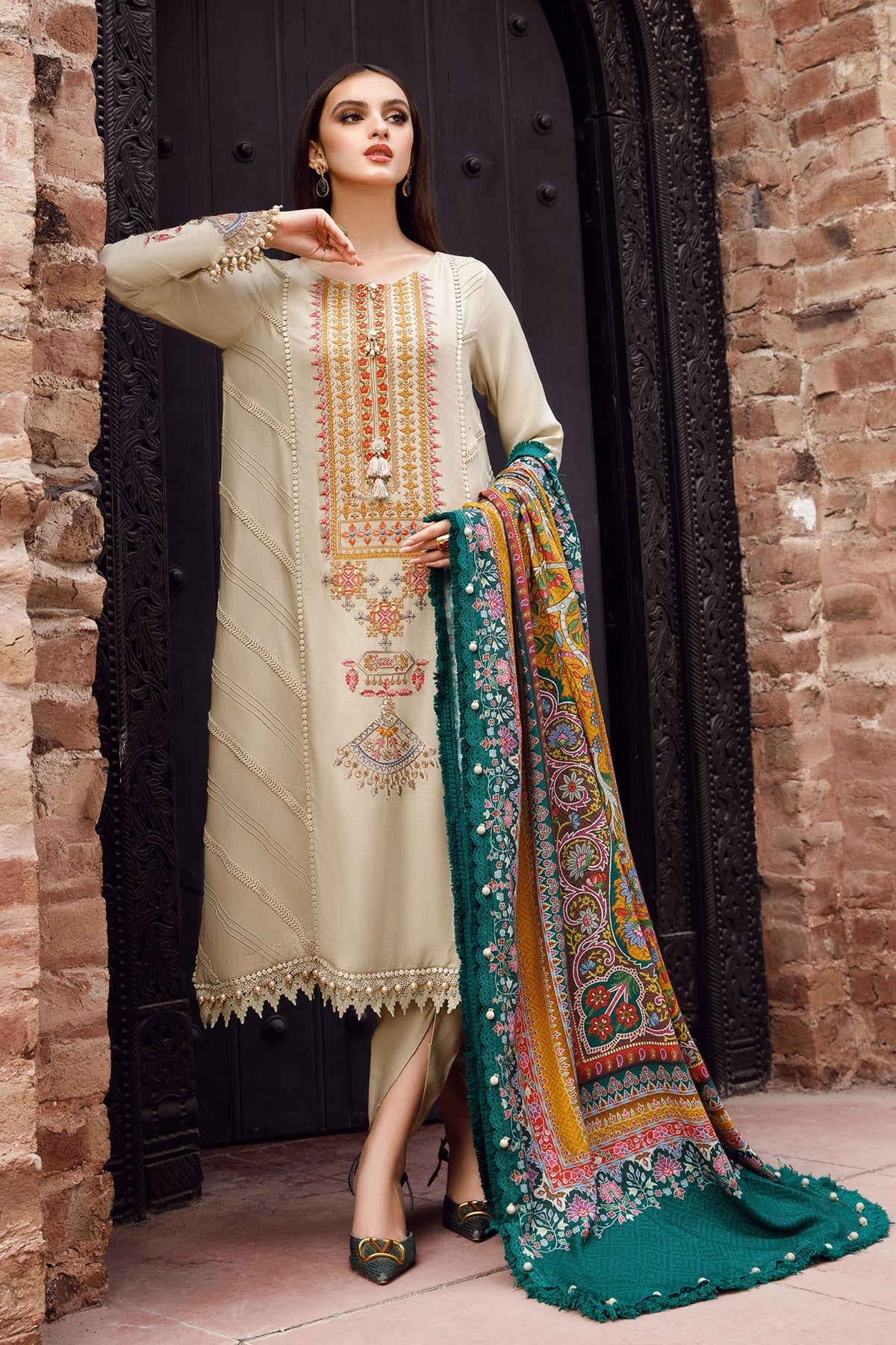 Maria B - 3PC Fully Embroidered Dhanak with Wool Shawl (SYT-184)