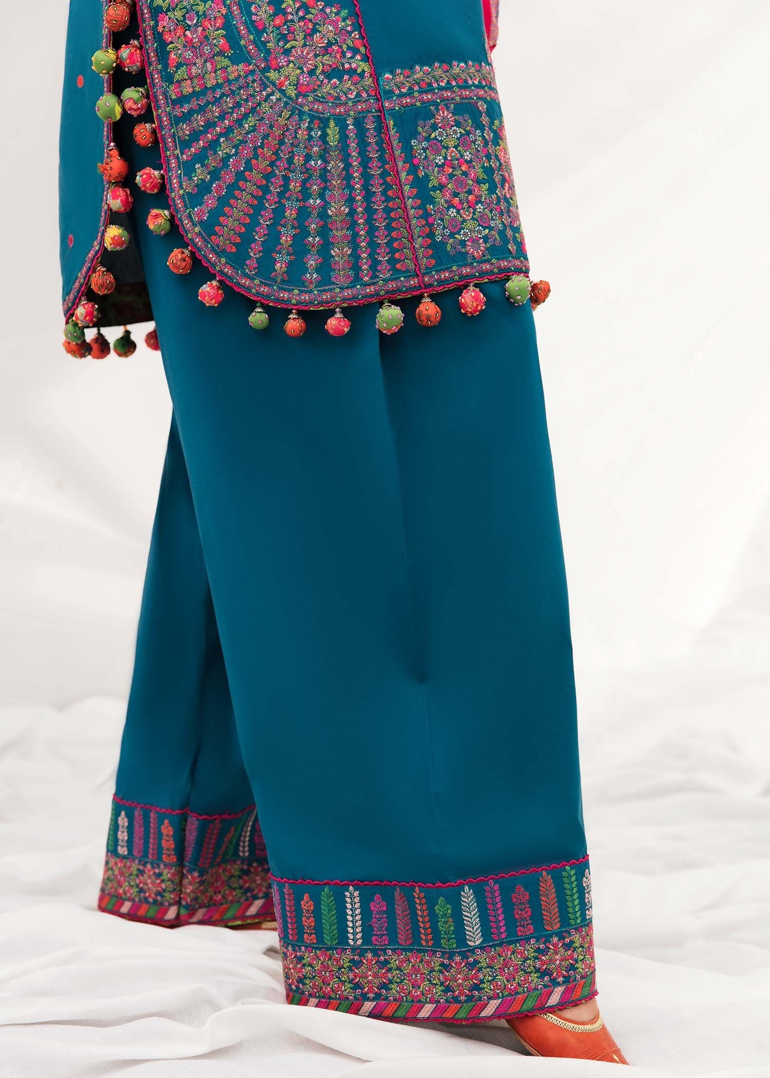 HUSSAIN REHAR - UNSTITCHED 3PC EMBROIDERED DHANAK SUIT WITH PRINTED PASHMINA WOOL SHAWAL (SYT-191)