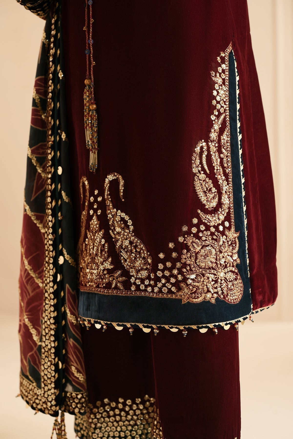 Jazmin 3PC Embroidered Velvet Suit with Embroidered Organza Dupatta (SYT-196)