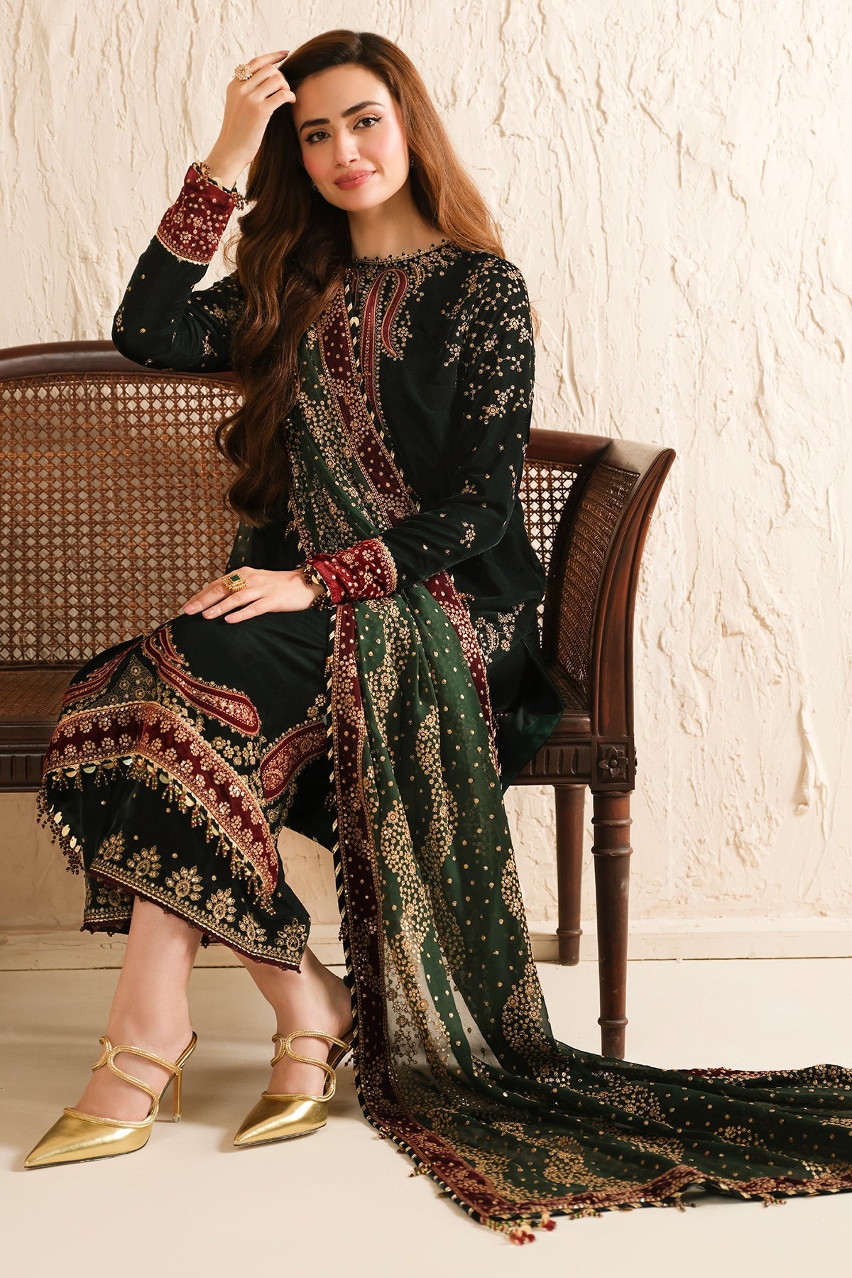 Jazmin 3PC Embroidered Velvet Suit with Embroidered Organza Dupatta (SYT-198)