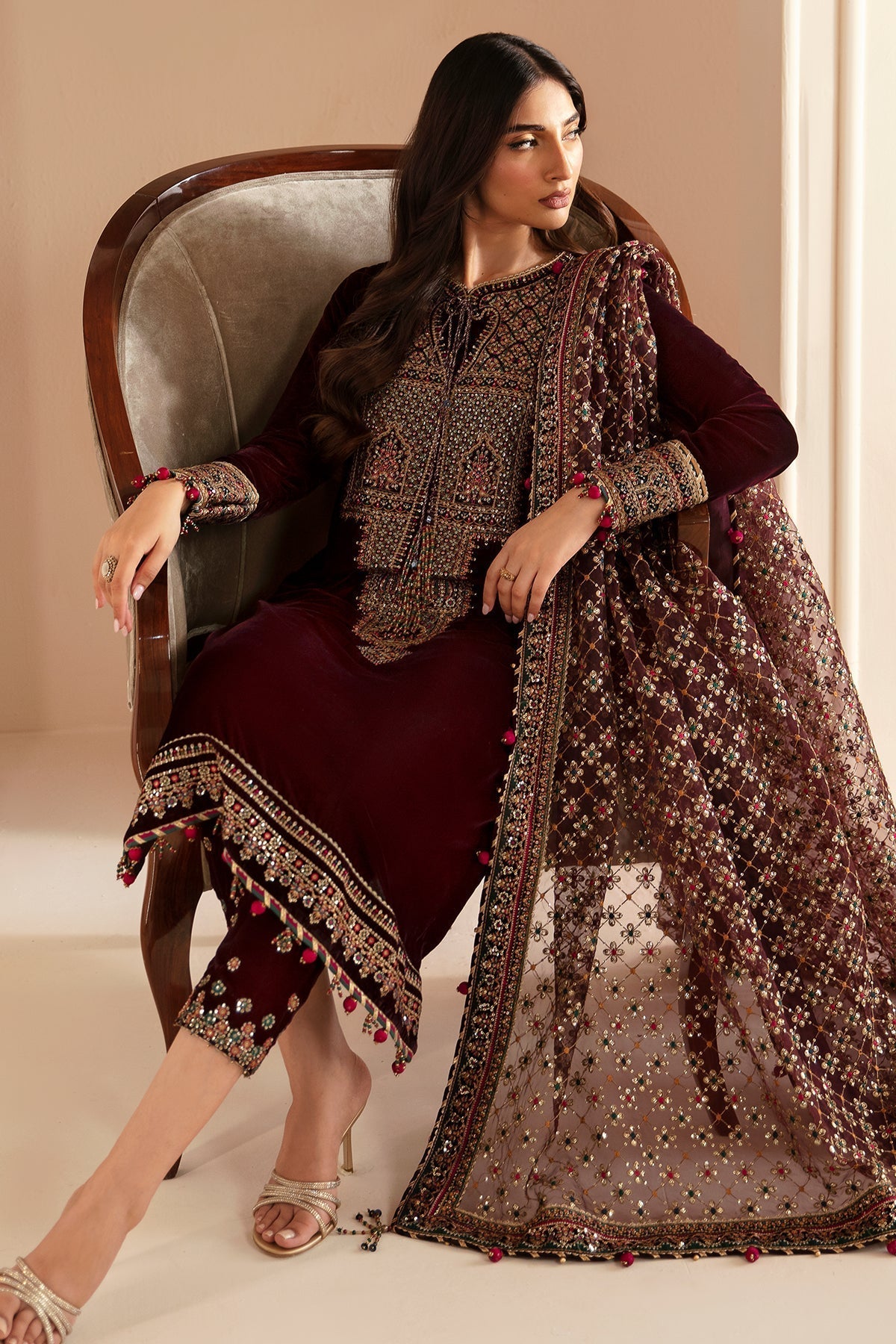 Jazmin 3PC Embroidered Velvet Suit with Embroidered Organza Dupatta (SYT-201)